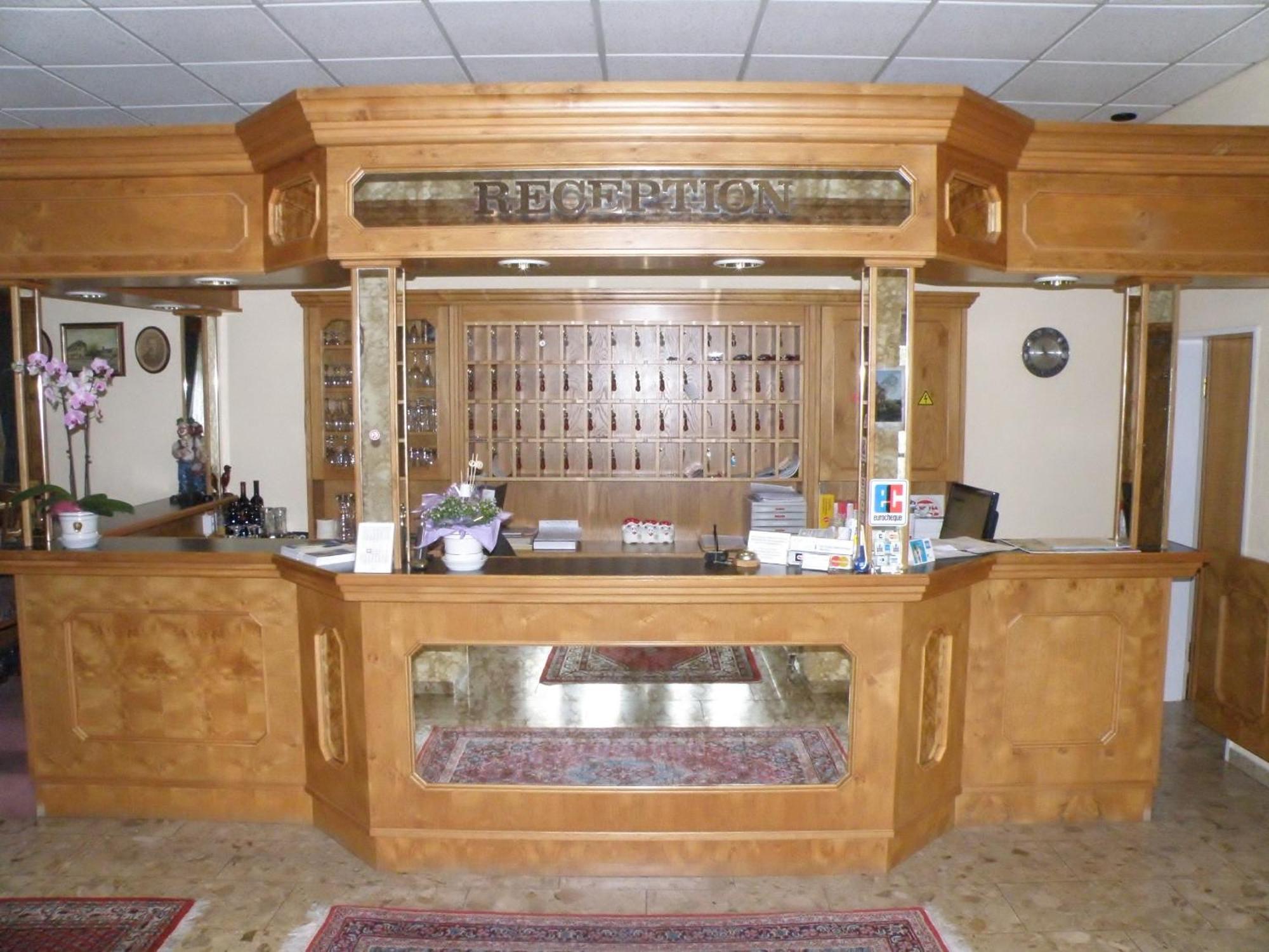 Hotel Borger Φραγκφούρτη Εξωτερικό φωτογραφία